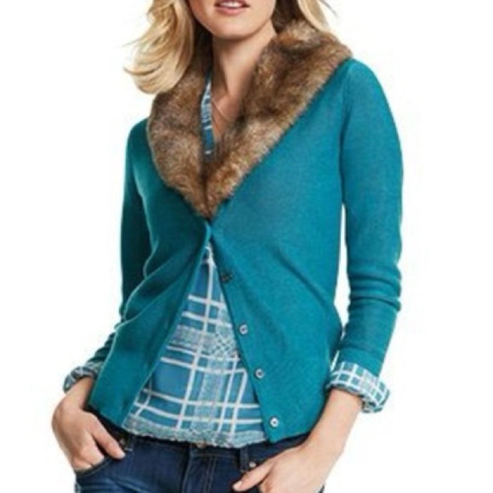 CAbi women’s Tearoom Faux Fur Detachable Collar Teal button Cardigan size Medium